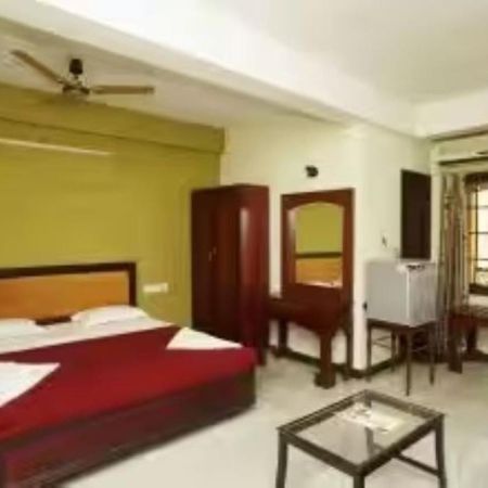 Hotel Soorya Heritage Inn ปอนดิเชอรี ภายนอก รูปภาพ