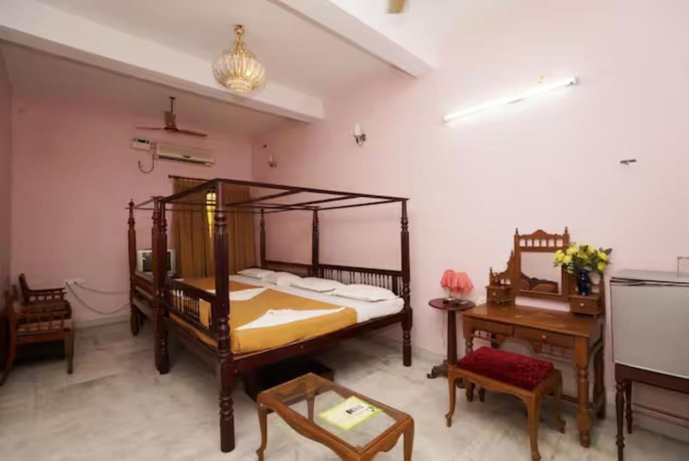 Hotel Soorya Heritage Inn ปอนดิเชอรี ภายนอก รูปภาพ
